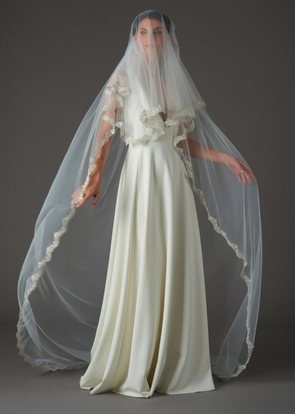 accessoire-mariee-voile-avec-rabat-dentelle-sequins
