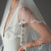 accessoire-mariee-voile-avec-rabat-dentelle-rebrodee