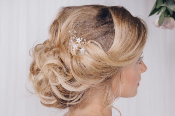 accessoire-cheveux-mariee-epingles-cristaux-perles-nacre