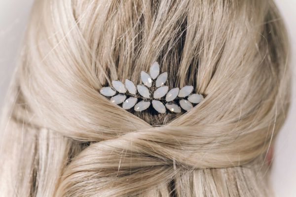 accessoire-cheveux-mariee-peigne-cristaux-swarovski