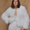 accessoire-mariee-veste-plumes-chaud