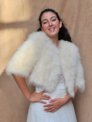 accessoire-mariee-veste-plumes-chaud