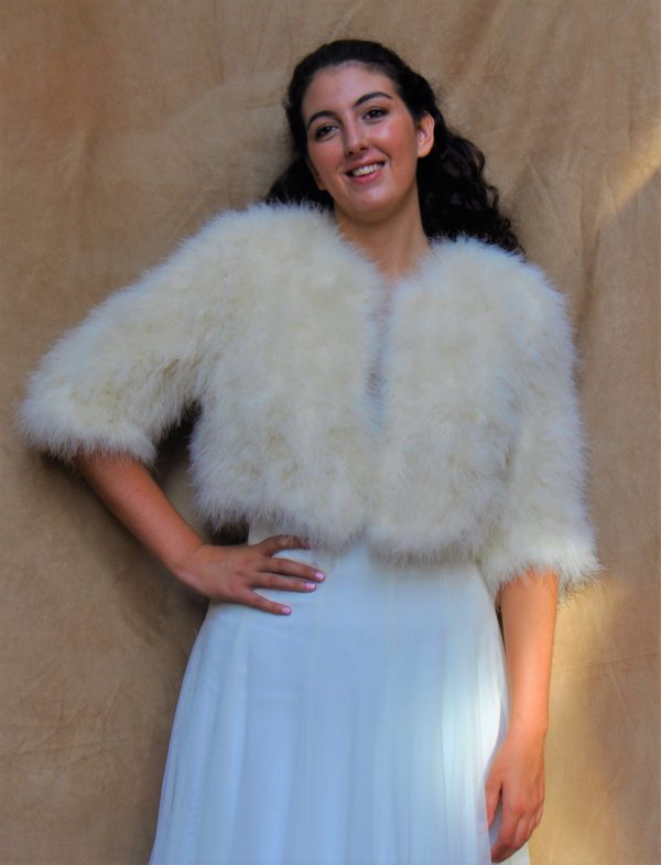 accessoire-mariee-veste-plumes-chaud