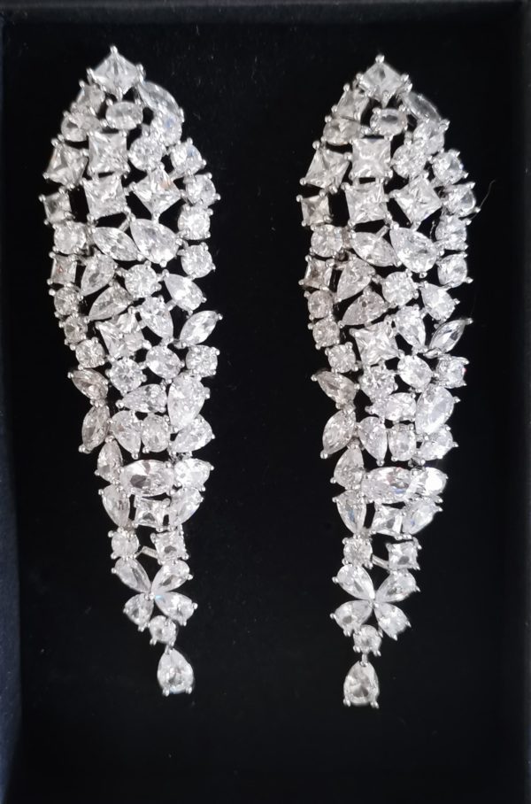 boucles-oreilles-cristal-clair-pendantes