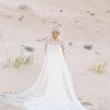 accessoire-mariee-cape-longue-epaule-brodee-cristaux