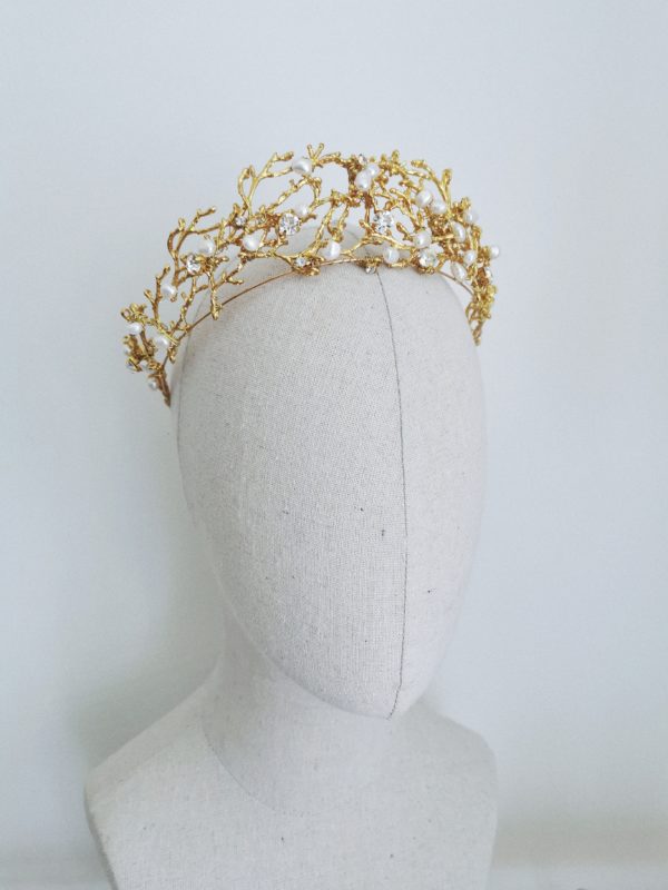 accessoire-cheveux-mariee-couronne-or-perles